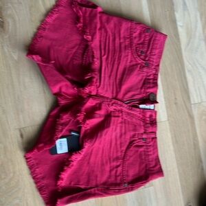 NWT one teaspoon Marlon short jeans